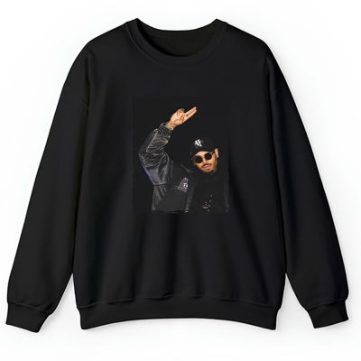Chris Brown Breezy Cb Vingtage Unisex Sweatshirt TAS1423