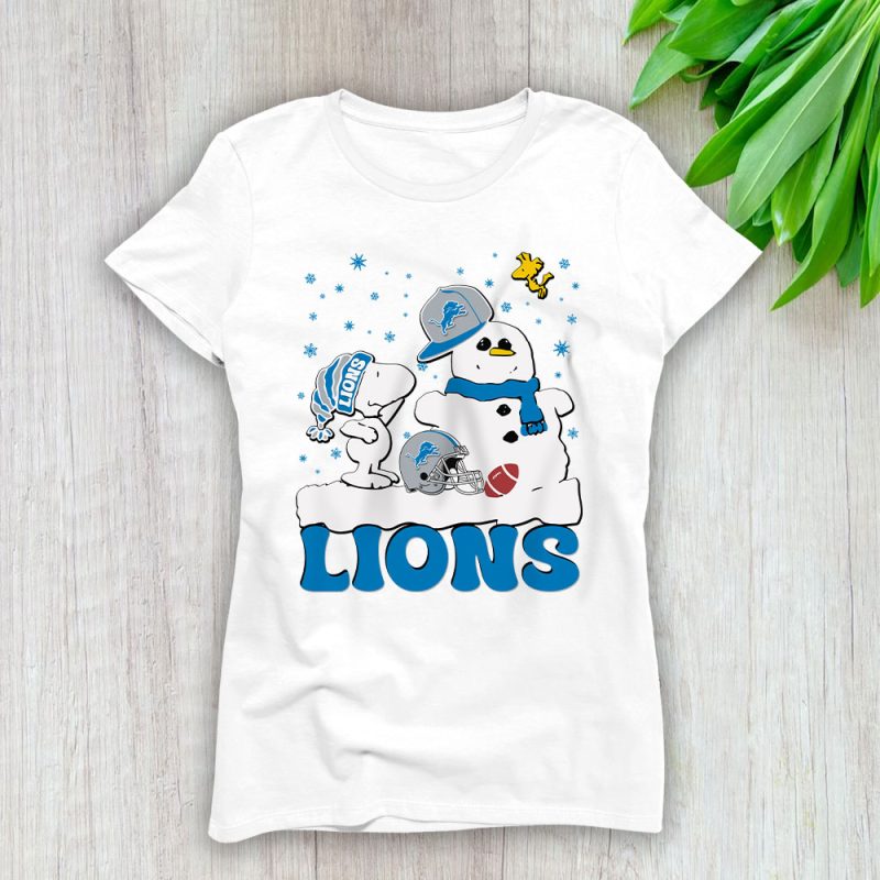 Detroit Lions Merry Christmas NFL Gift For Fan Christmas Snoopy And Snow Man Lady T-Shirt Women Tee LTL20542